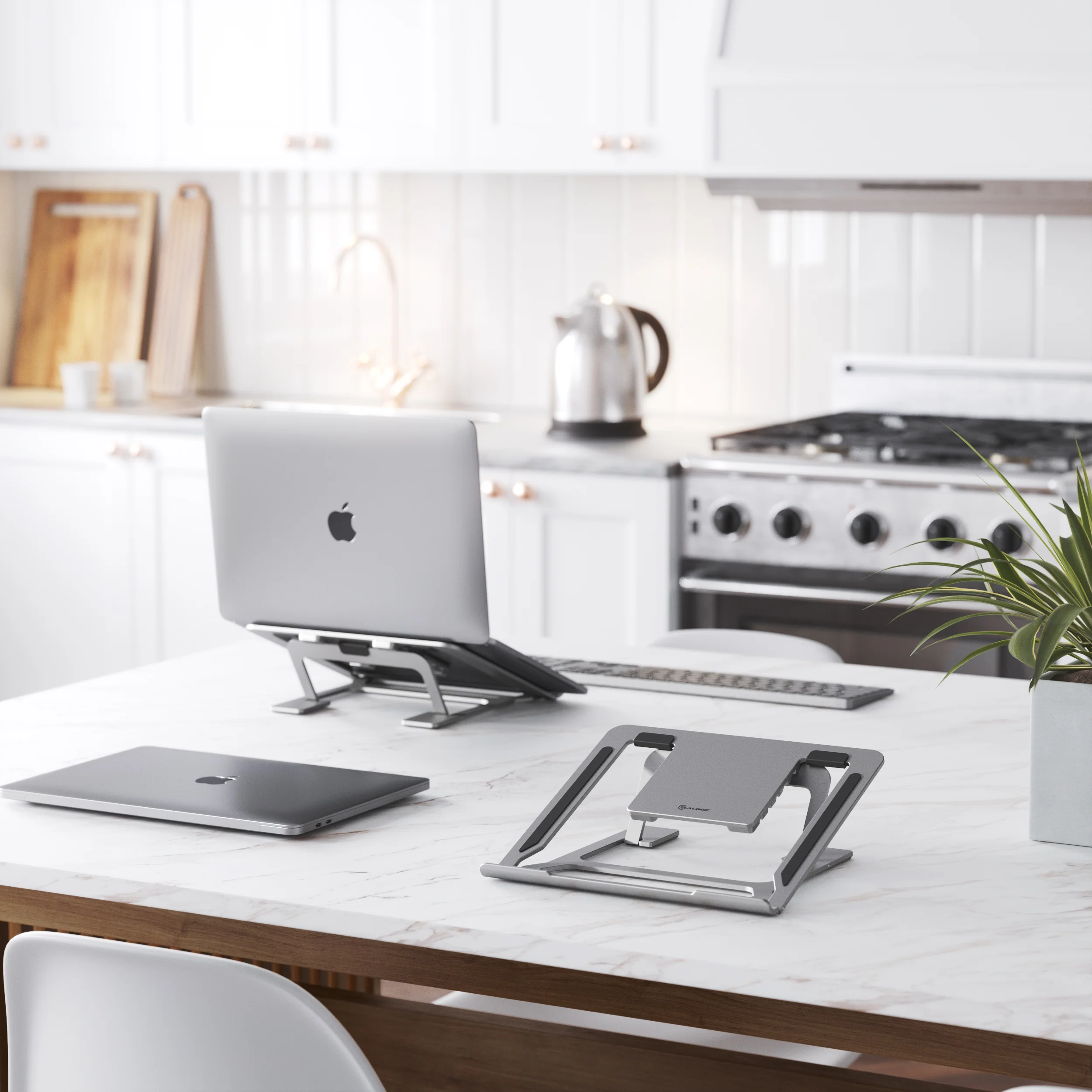 Alogic Metro adjustable and portable MacBook stand - Image 8