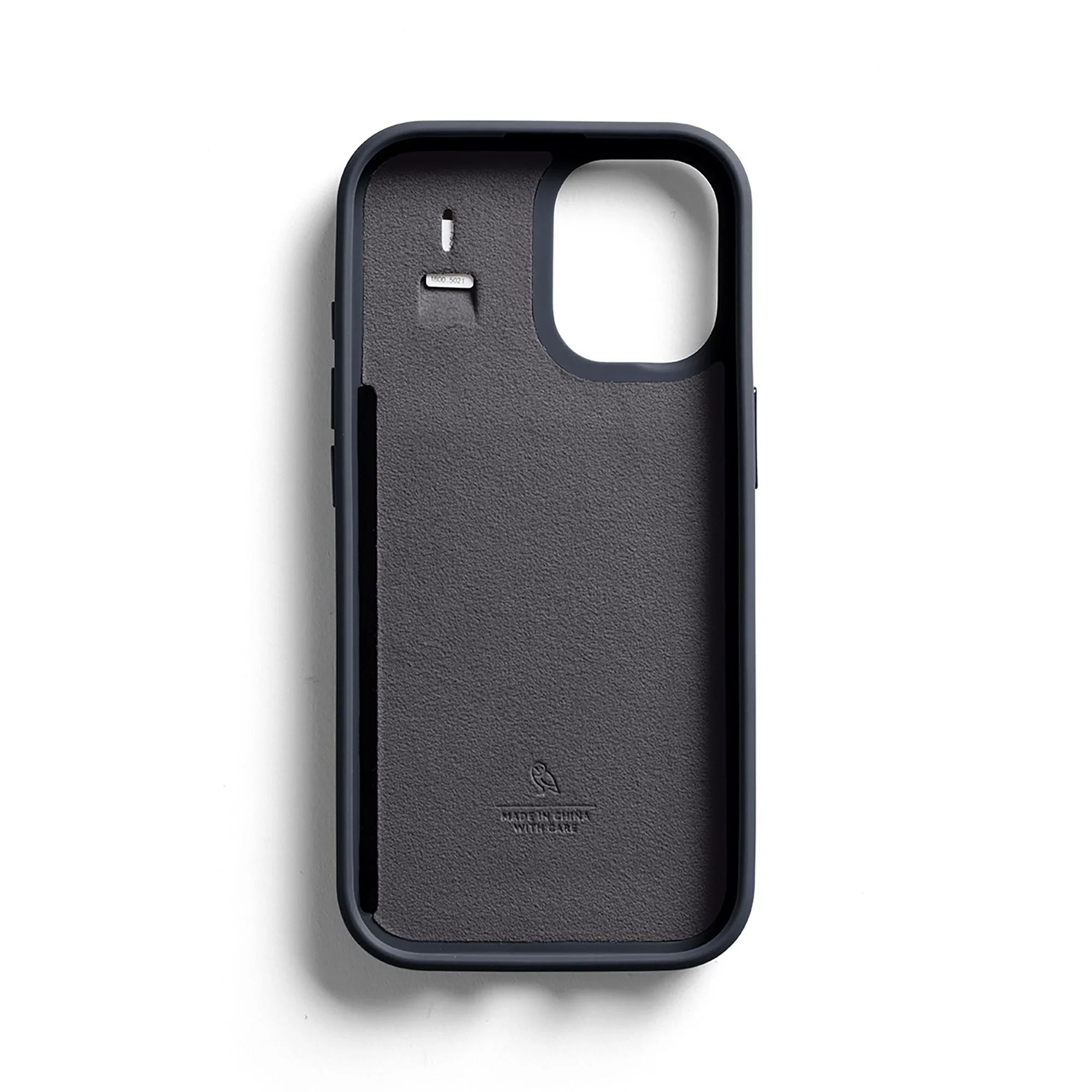 Bellroy 3 card wallet case iPhone 17 - Image 7