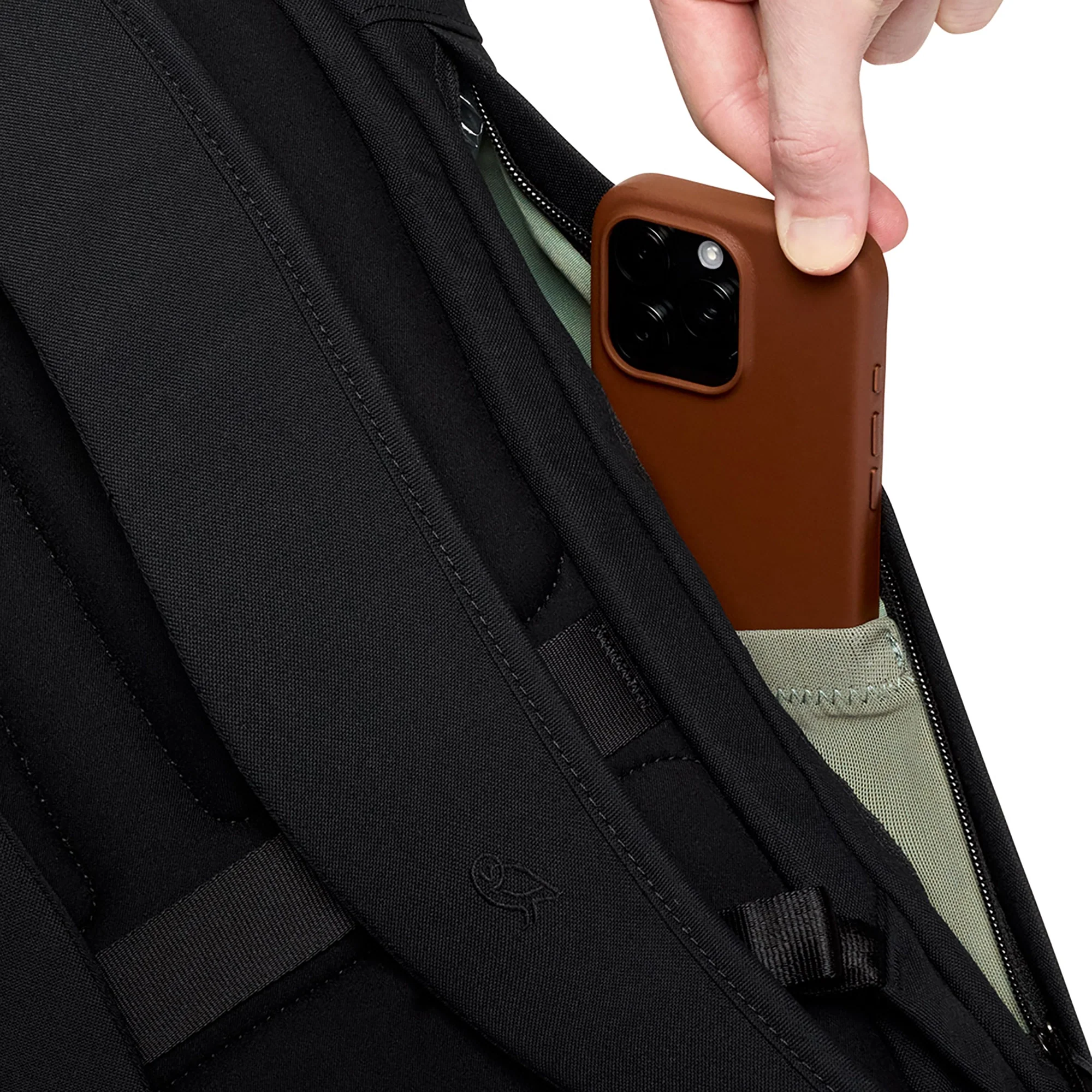 Bellroy Classic rolltop - Image 13