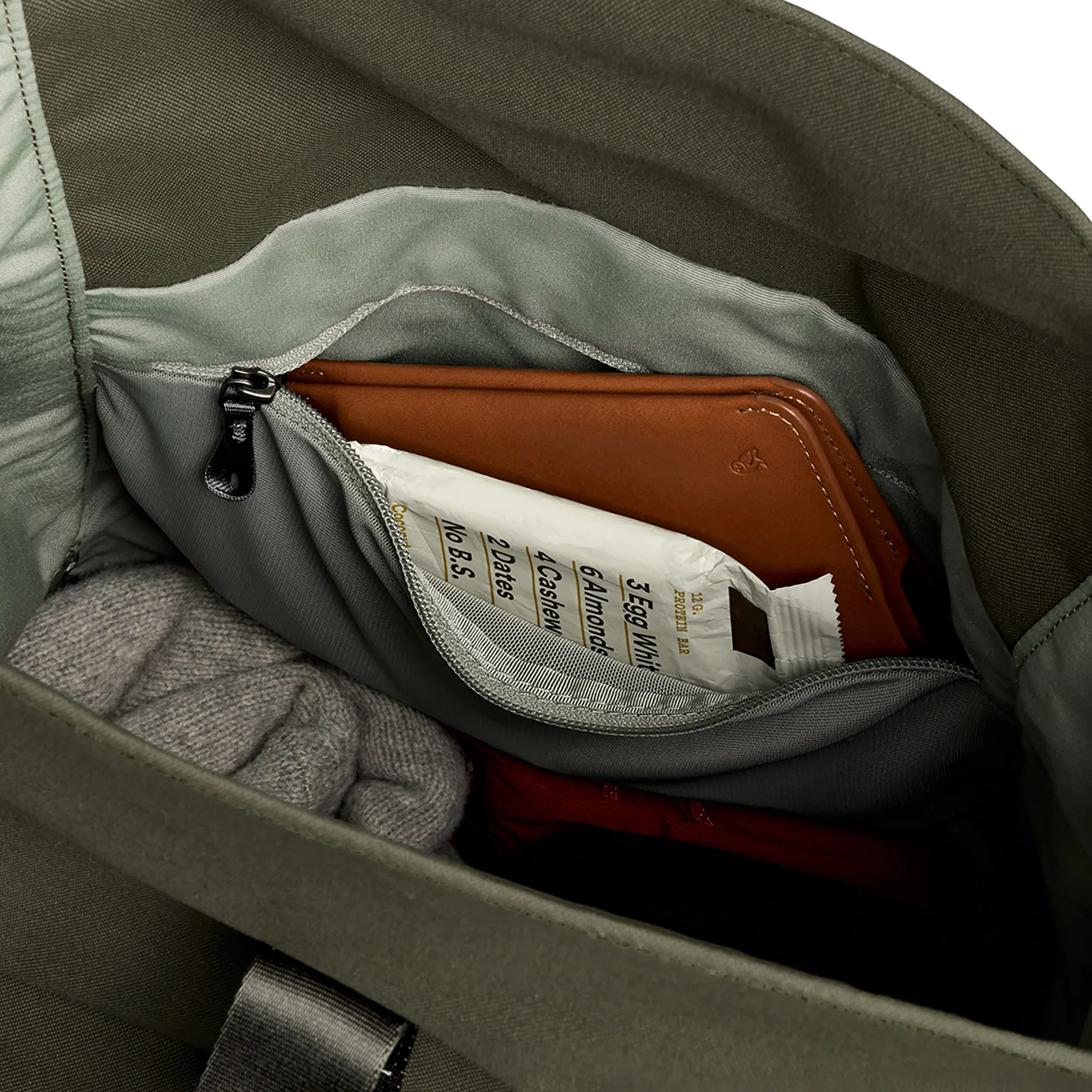 Bellroy Classic rolltop - Image 23