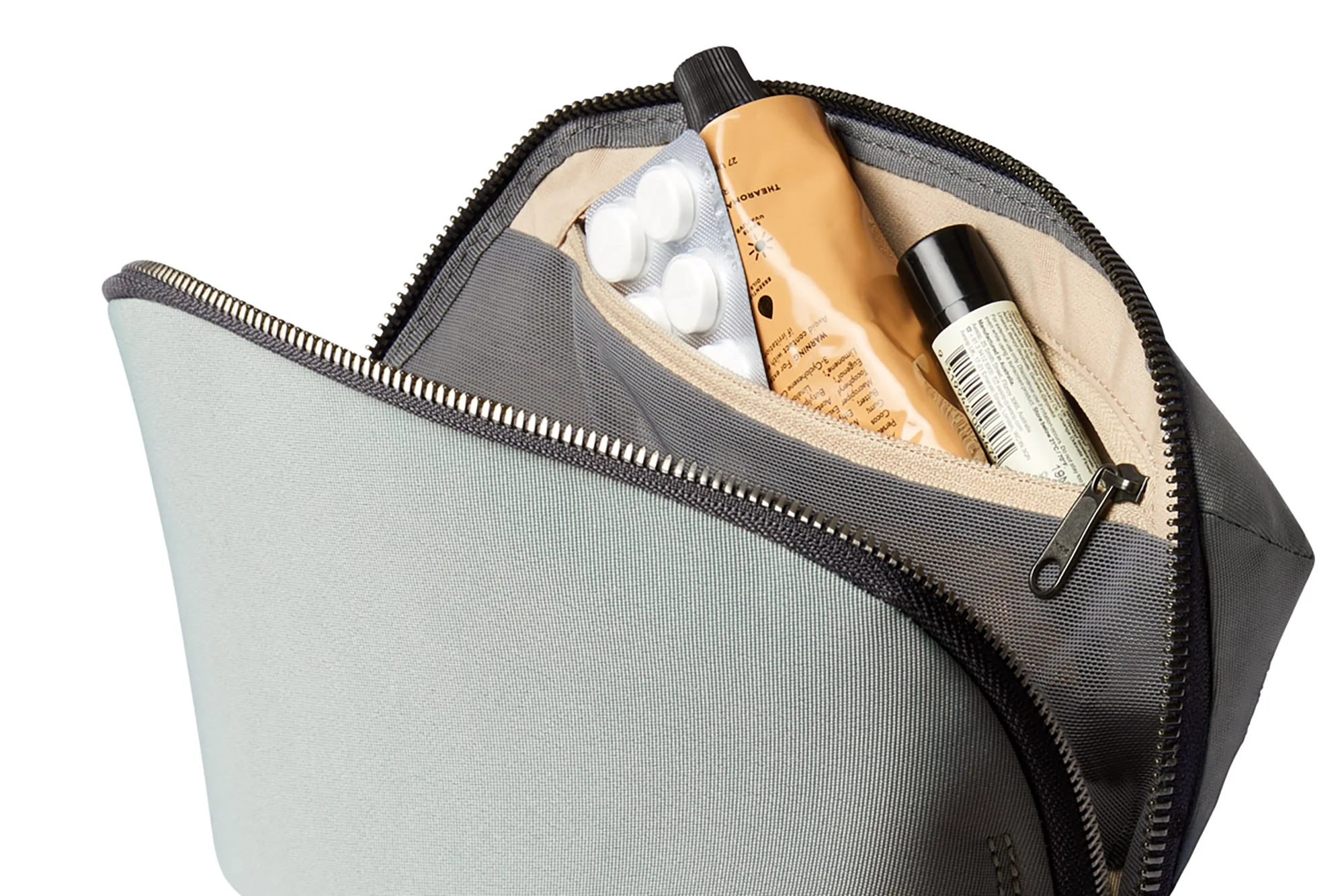Bellroy Desk Caddy tech organiser - Image 21