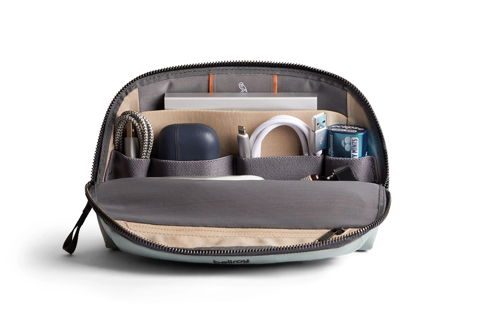 Bellroy Desk Caddy tech organiser - Image 6