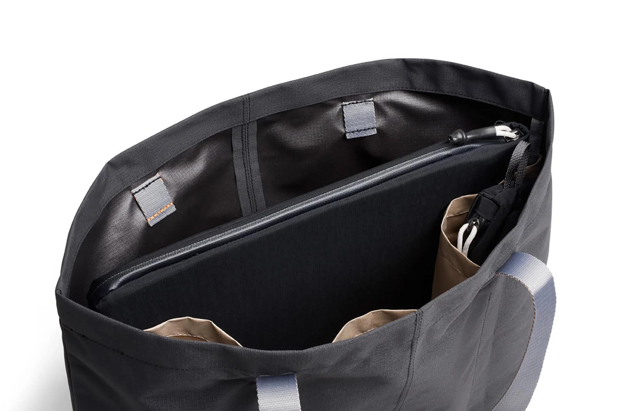 Bellroy Lite sleeve MacBook Pro/Air/Neo 13"/14" - Image 27