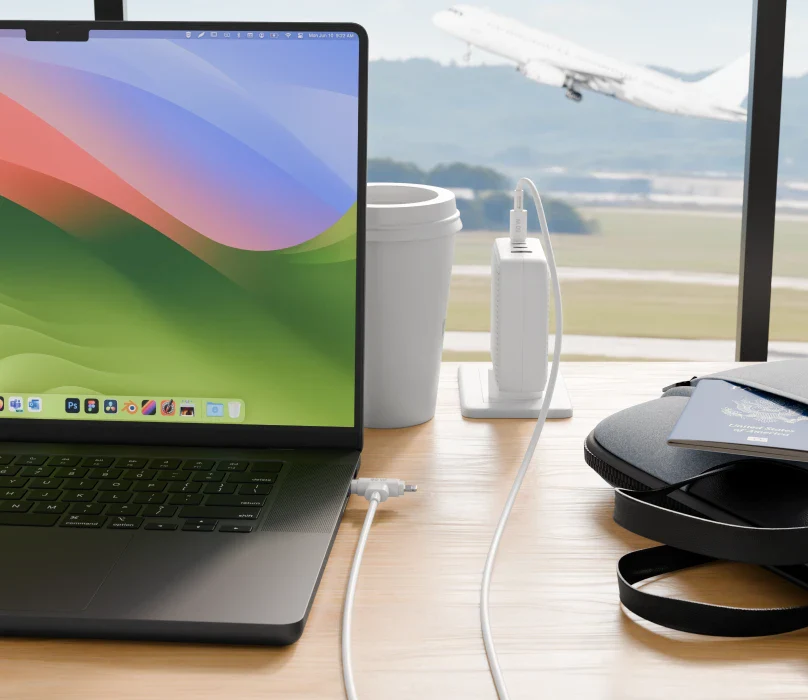 Hyper HyperJuice USB-C to USB-C and Lightning hybrid silicone cable (1.5m/60W) - Image 2