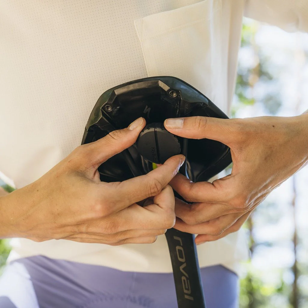 KeyBudz Covert mount AirTag - Image 2