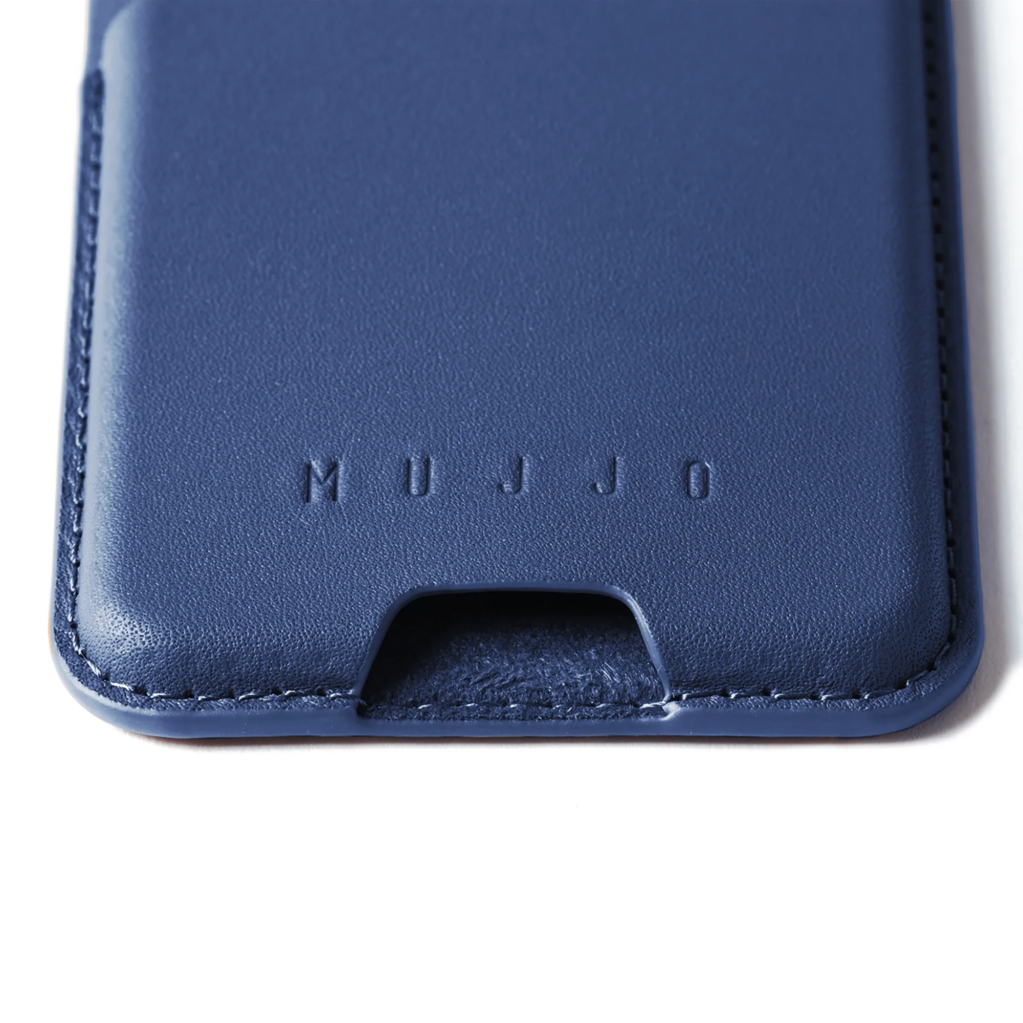 Mujjo Magsafe leather card wallet - Image 73