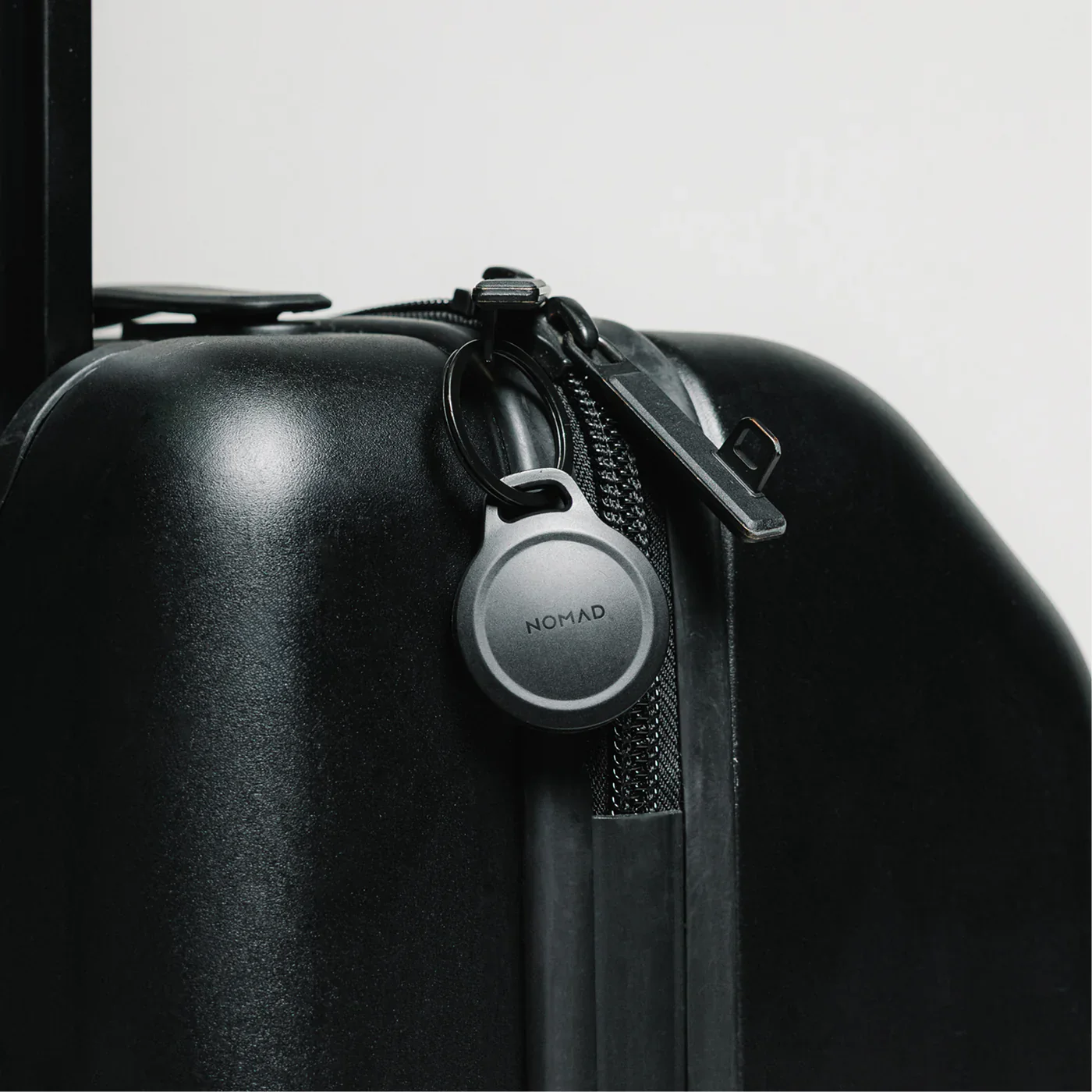 Nomad Rugged keychain AirTag - Image 12
