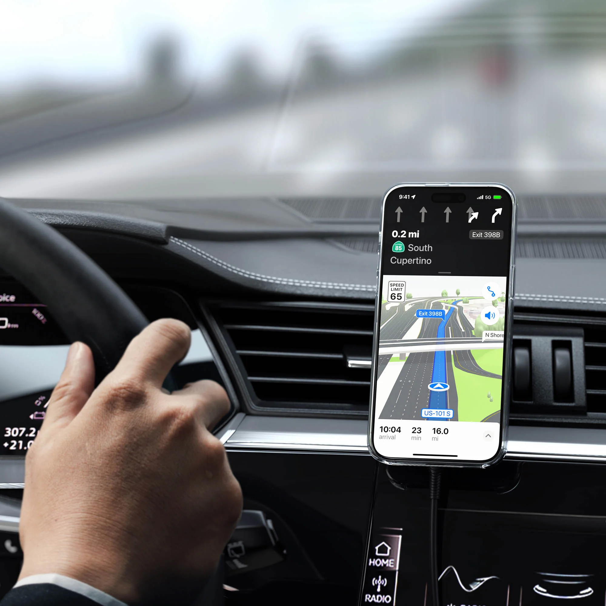 Satechi Qi2 Wireless car charger - Image 11