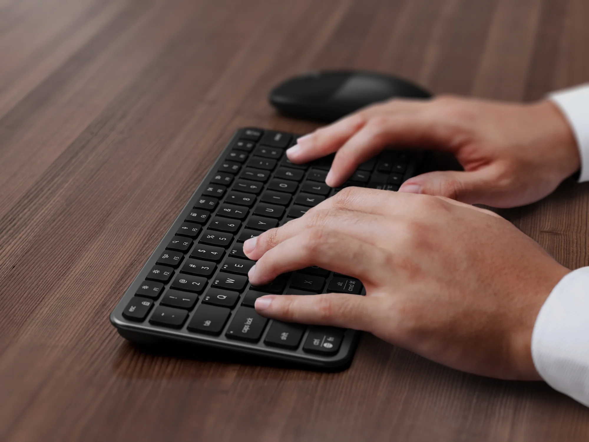 Satechi Slim CEX1 wireless mouse & keyboard combo - Image 5