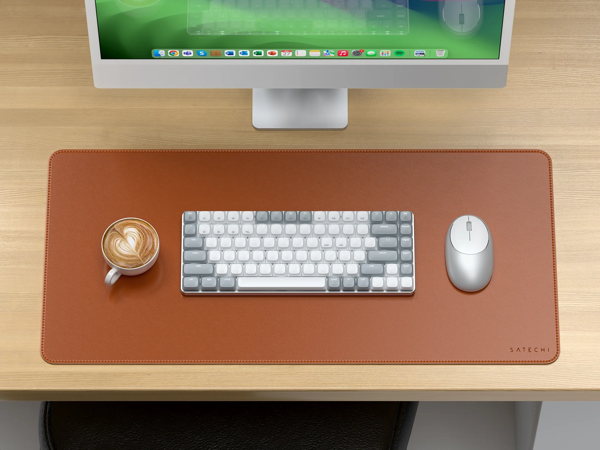 Satechi Vegan-leather premium desk mat - Image 33