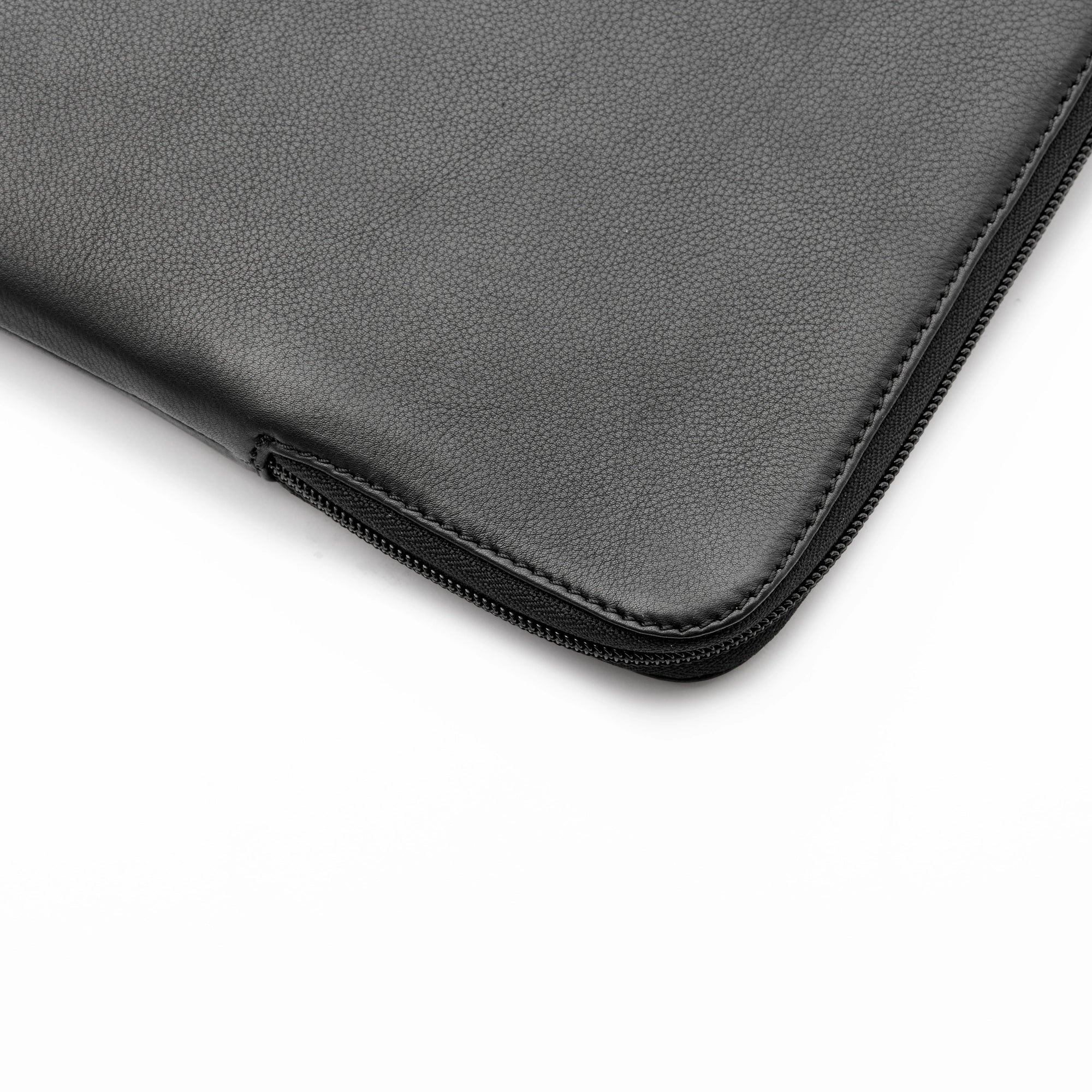 Trunk leather sleeve MacBook Pro 16" - Image 7