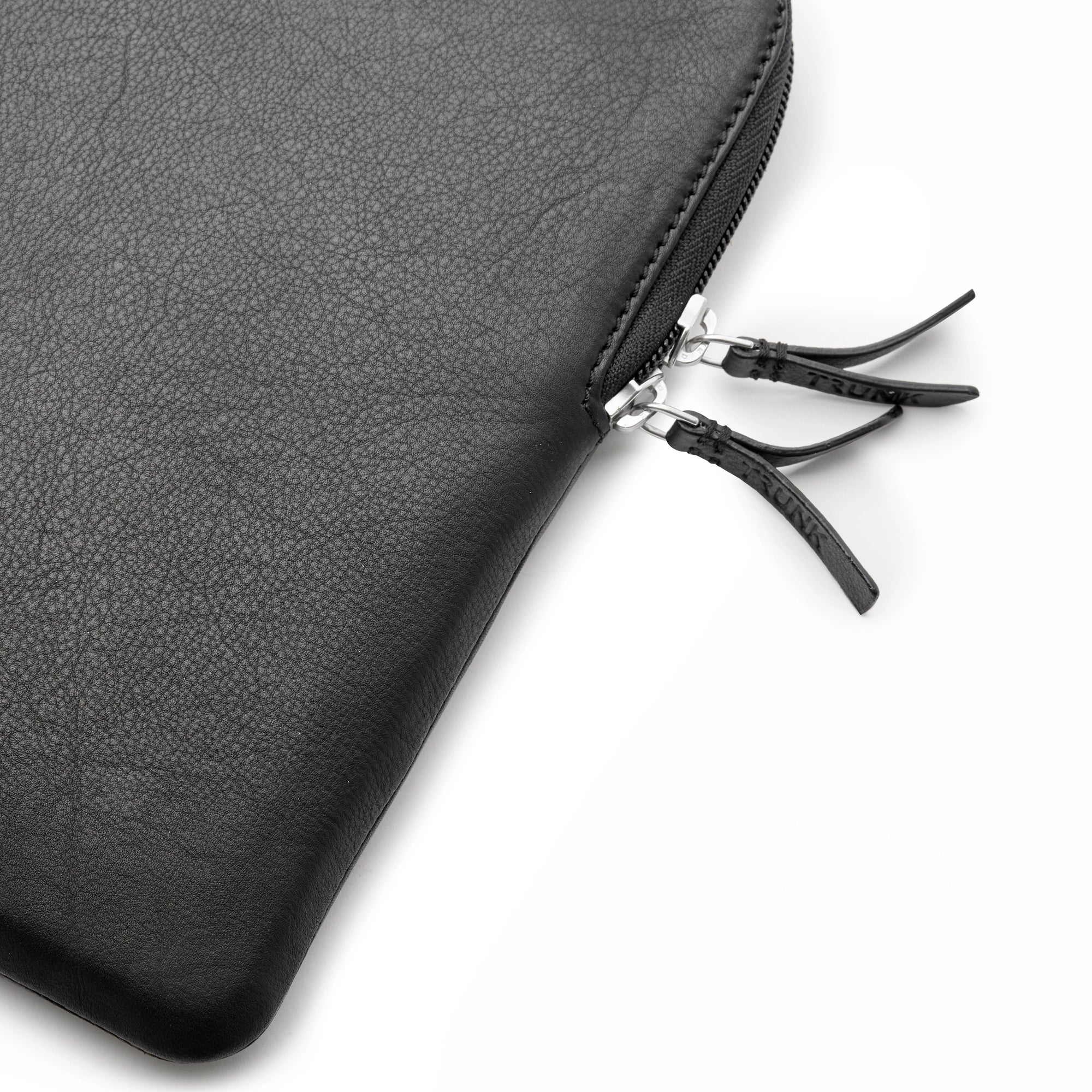 Trunk leather sleeve MacBook Pro 16" - Image 9