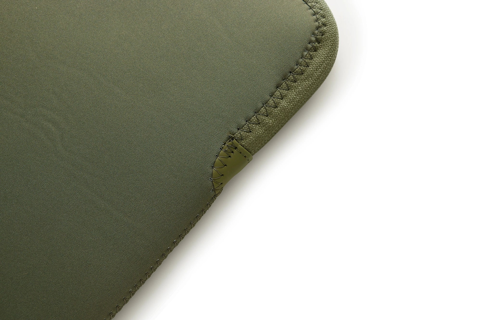 Trunk neoprene sleeve MacBook Pro/Air/Neo 13" - Image 45