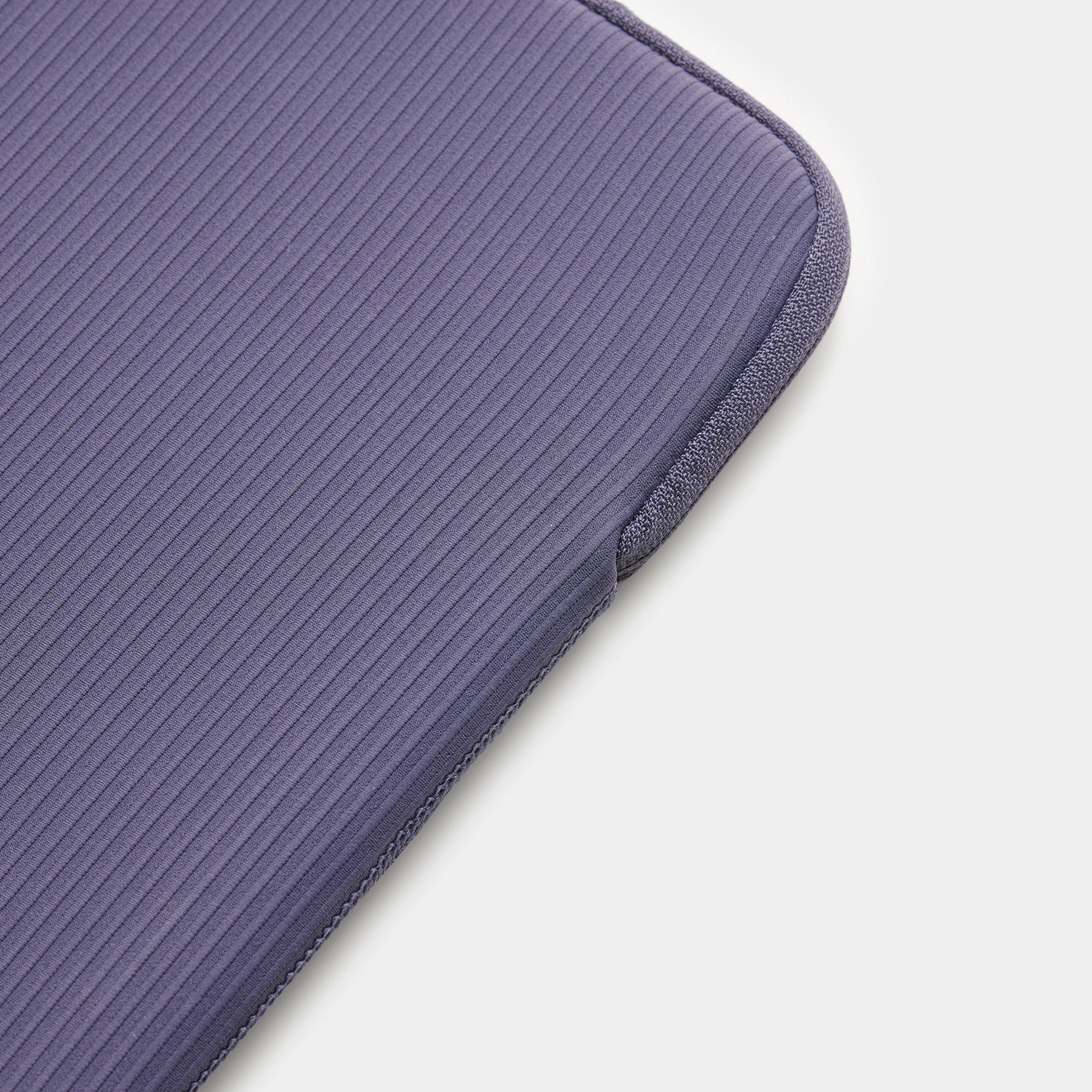 Trunk Ribbed Velvet sleeve MacBook Pro 14" - Image 6