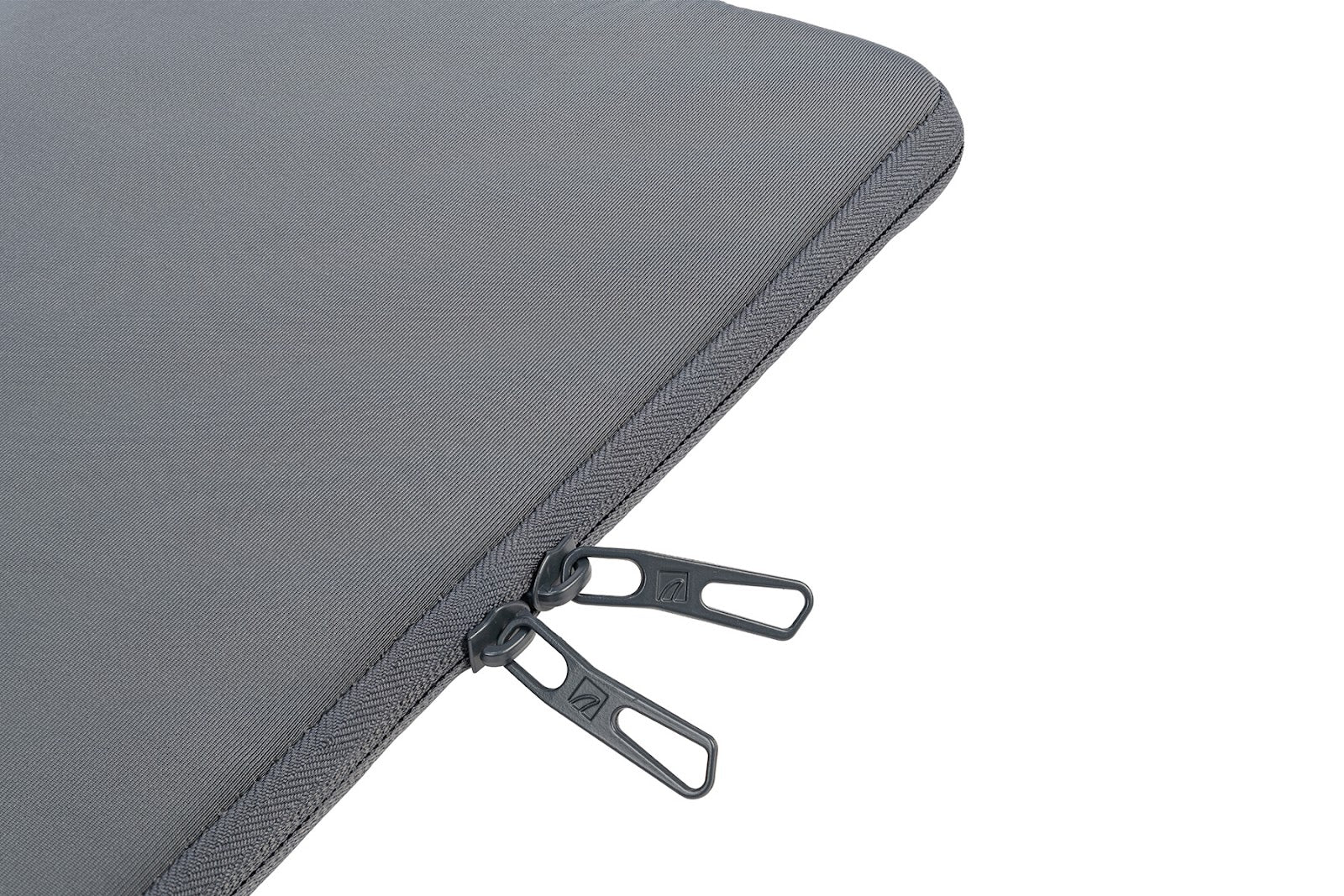 Tucano Elements sleeve MacBook Pro/Air/Neo 13" - Image 13